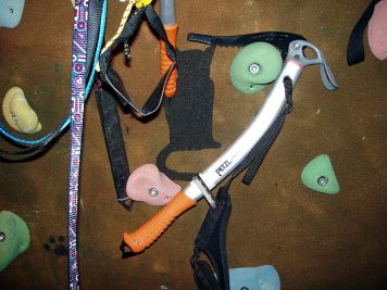 Снаряжение Petzl (Petzl Charlet)
