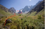 Фото 55 Путь к перевалу Курмычи, за холмом ночевка на озере