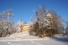 04.01.2008. На вершине г. Лобно стоит полуразрушенный Храм.